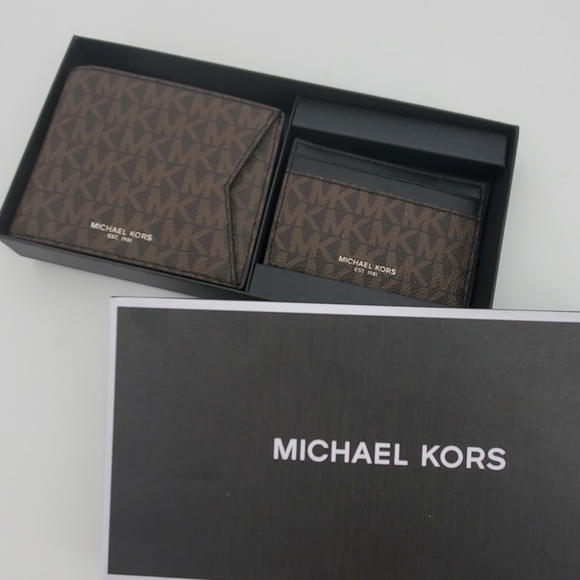 🆕 Michael Kors Billfold with ID CC Gift Set - Picture 8 of 8